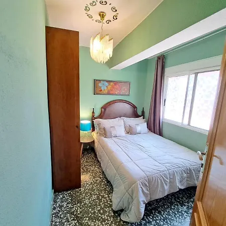 Full Equipped And Comfortable With Wifi Валенсия