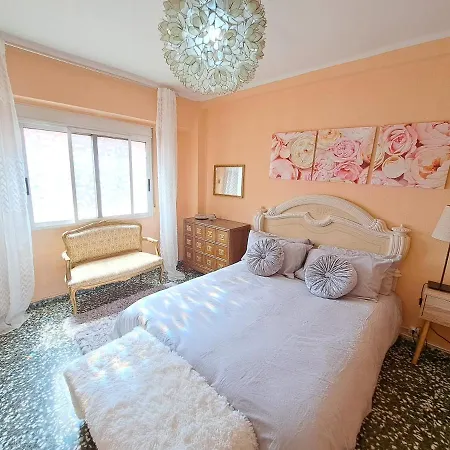 Full Equipped And Comfortable With Wifi Апартаменты