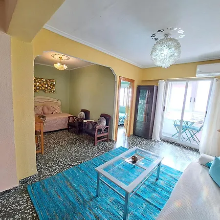 Full Equipped And Comfortable With Wifi Апартаменты