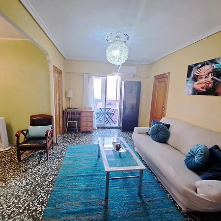 Full Equipped And Comfortable With Wifi * Валенсия