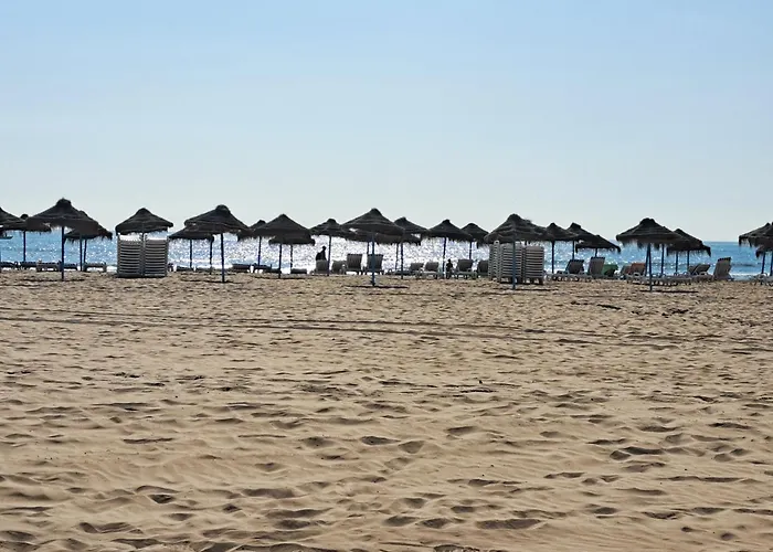 Full Equipped And Comfortable With Wifi Valence