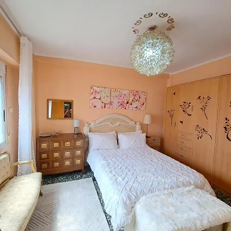 Lägenhet Full Equipped And Comfortable With Wifi Valencia